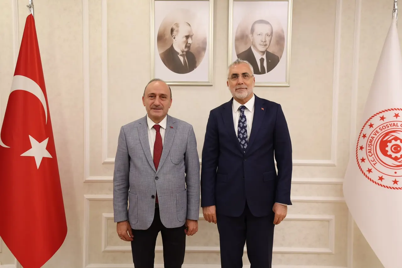 Öz Sağlık-İş, Kamu Çerçeve Protokolü görüşmelerinin öne çekilmesini istedi